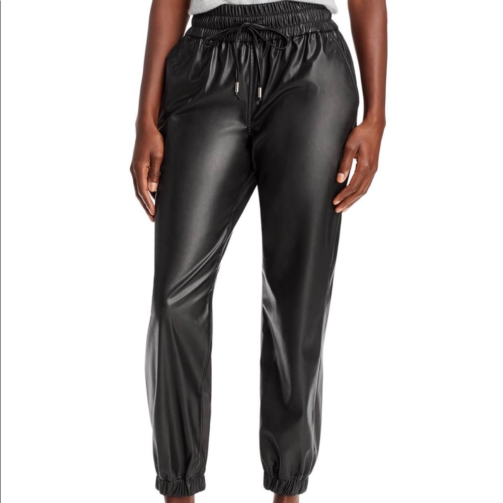30) NWT Blank NYC Faux Leather Elastic Waistband Jogger Pants Size 28 - Picture 1 of 16